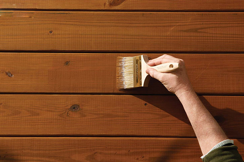Dùng sơn để ngăn mối mọt, mốc gỗ
