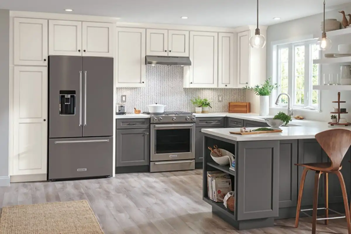 Phòng bếp tân cổ điển tinh gọn