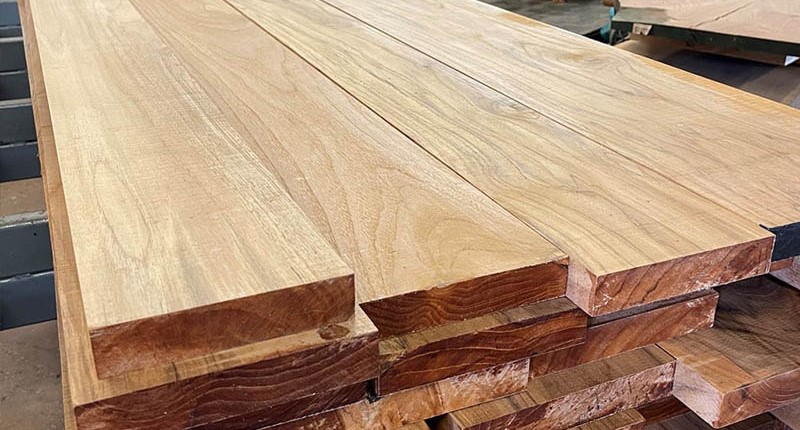 Cách chọn mua gỗ teak tốt chất lượng