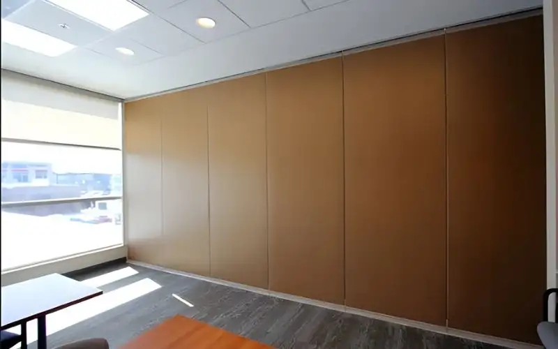 Vách ngăn ván gỗ MFC kín