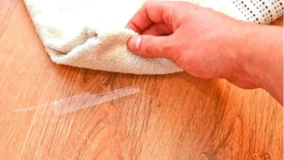 Dầu Lau Gỗ Tự Nhiên