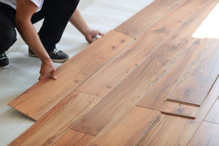sàn vinyl bị cong vênh