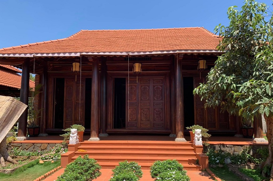 Nhà gỗ từ đường mang giá trị phong thủy