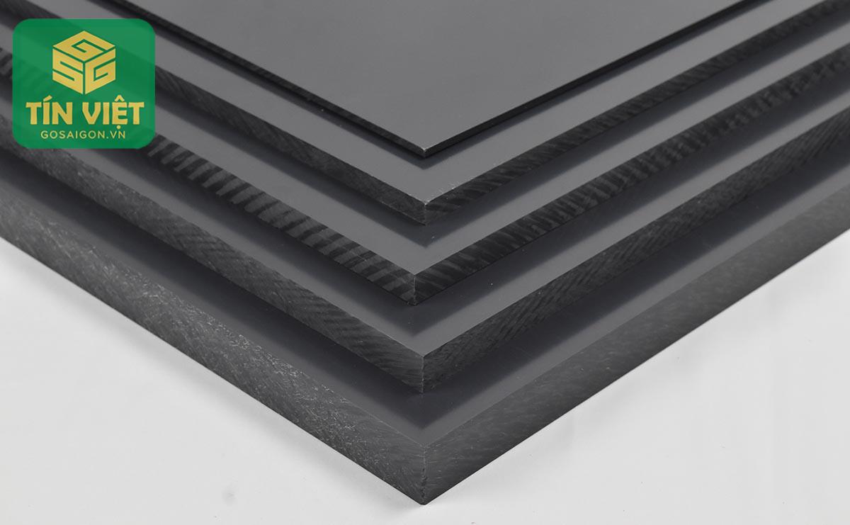 Tấm Nhựa PVC Công Nghiệp: Đặc Điểm, Ưu Điểm & Ứng Dụng