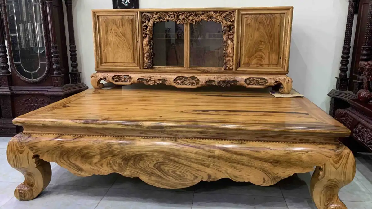 Gỗ gụ lau có đắc không? Giá bao nhiêu?