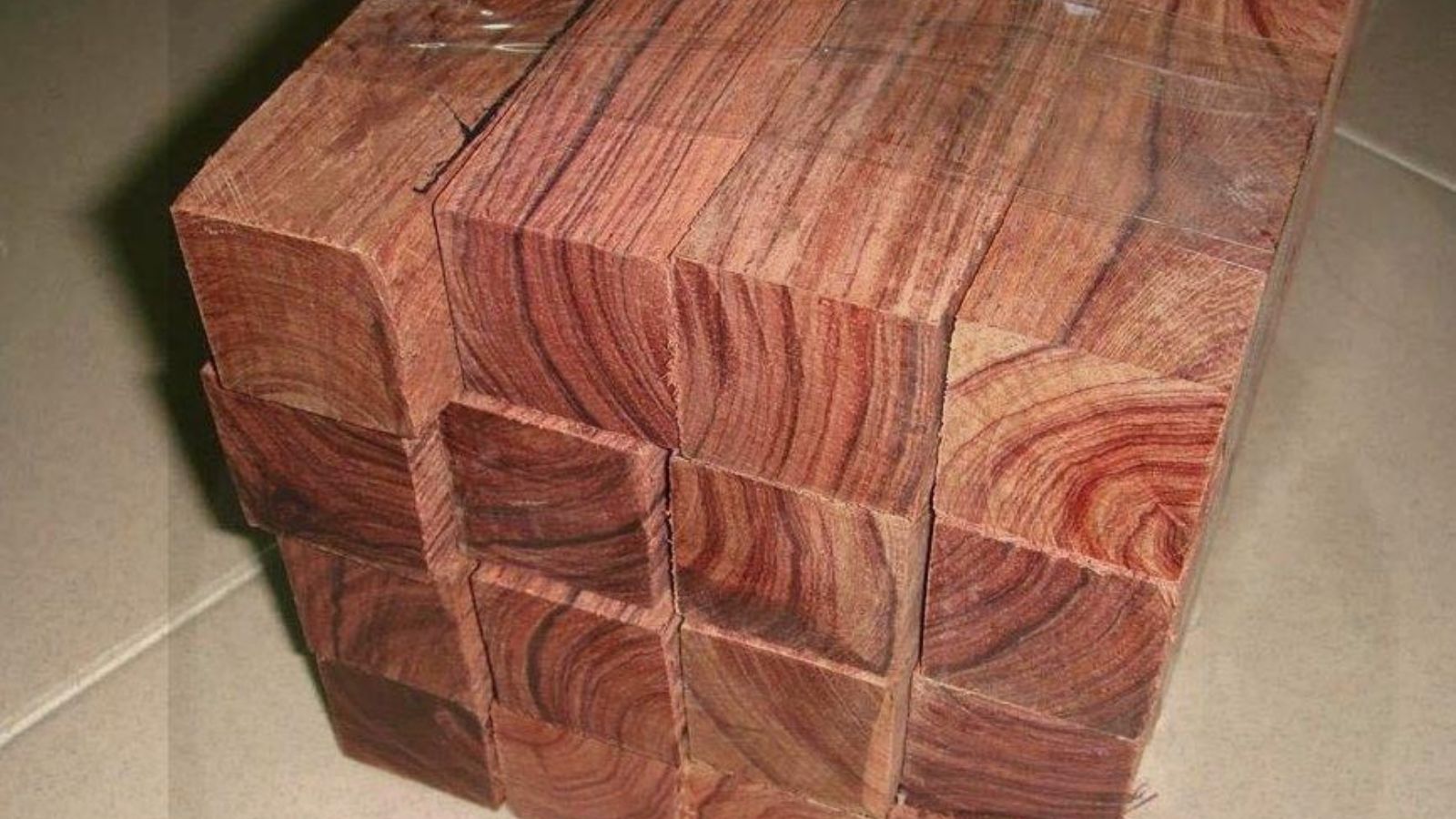  Đặc Điểm Nhận Biết Gỗ Cẩm Liên