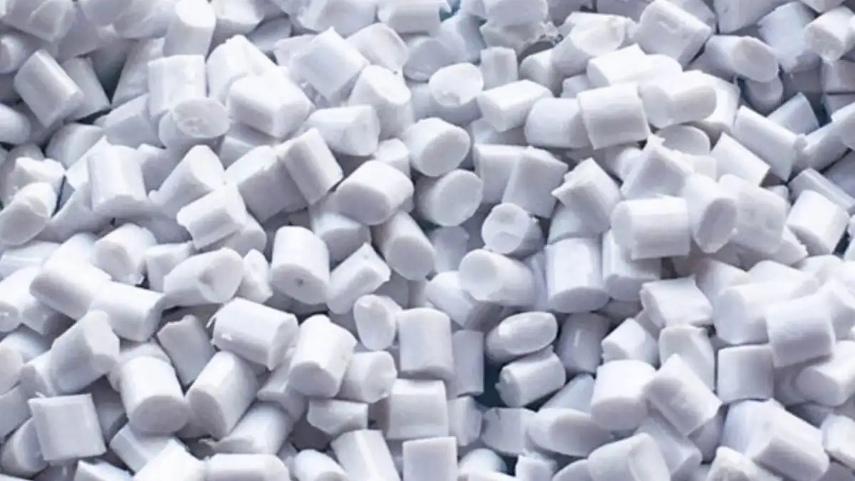 Nhựa PC là gì? Khi nào nên thay thế sản phẩm nhựa PC?